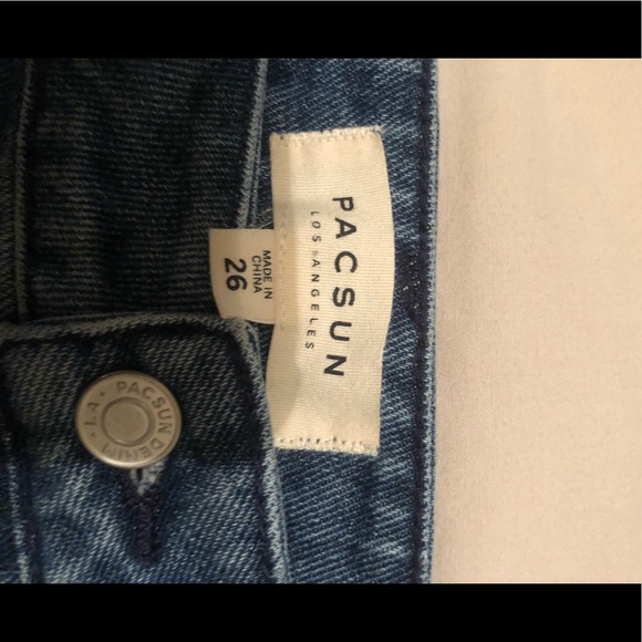 jean skirt - Picture 3 of 4